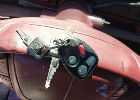 1998 Buick Lesabre Custom из США, поврежденный, VIN 1G4HP52K5WH422491